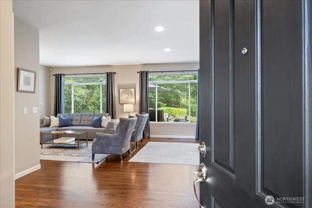 469 243rd Place SE Sammamish WA 98074