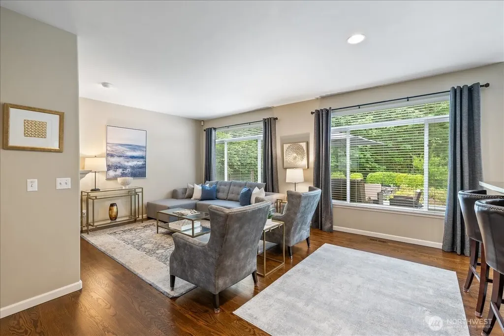 469 243rd Place SE Sammamish WA 98074