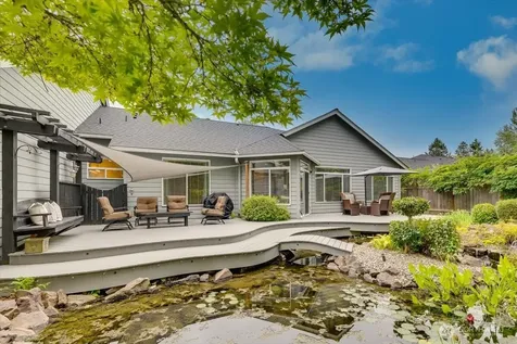 469 243rd Place SE Sammamish WA 98074
