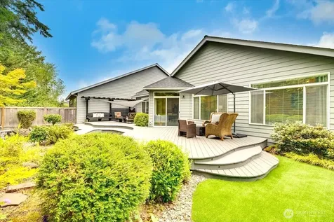 469 243rd Place SE Sammamish WA 98074