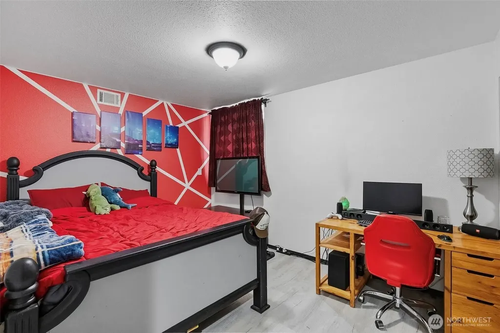 19311 Valley View Drive Arlington WA 98223