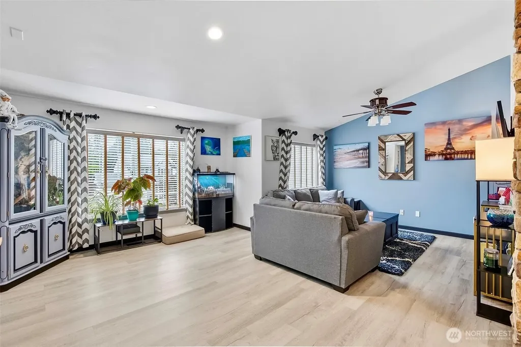 19311 Valley View Drive Arlington WA 98223