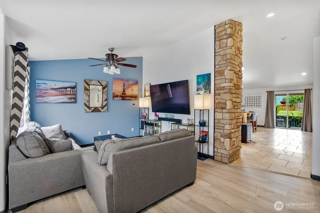 19311 Valley View Drive Arlington WA 98223