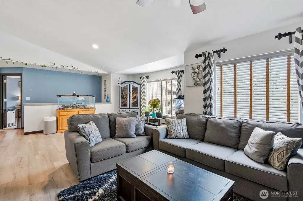 19311 Valley View Drive Arlington WA 98223