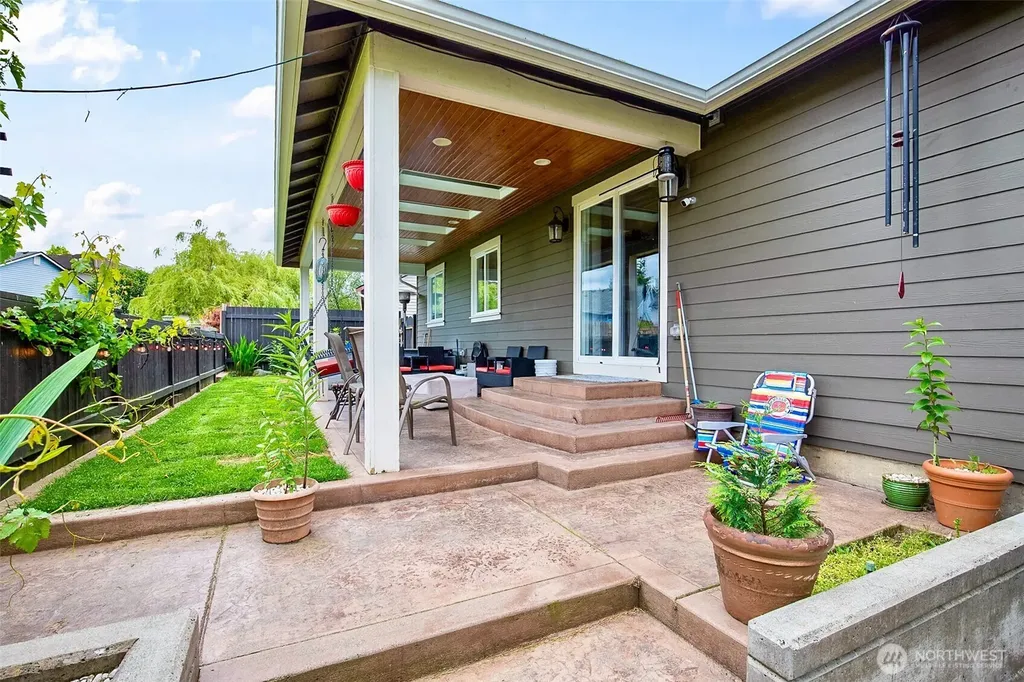 19311 Valley View Drive Arlington WA 98223