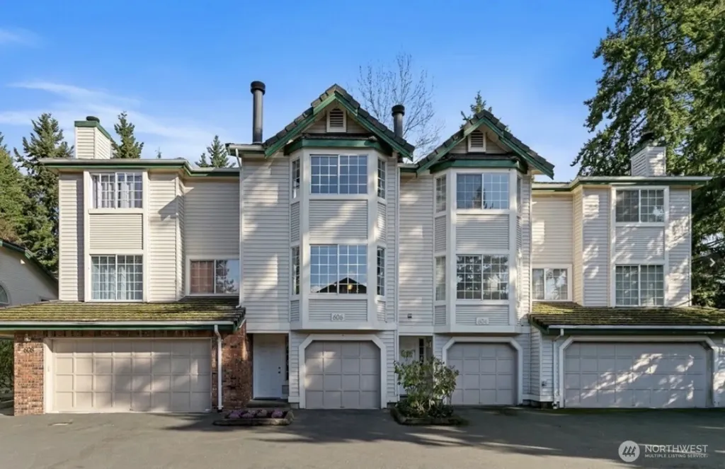 604 122nd Avenue NE Bellevue WA 98005