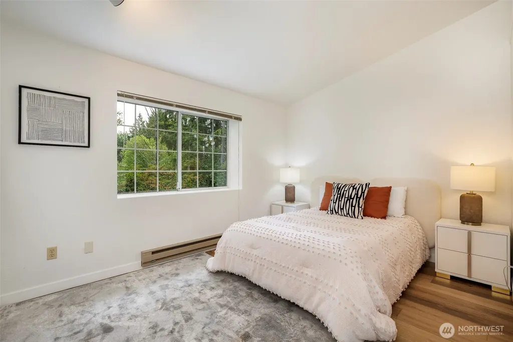604 122nd Avenue NE Bellevue WA 98005