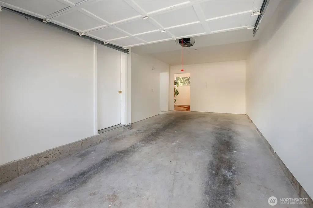 604 122nd Avenue NE Bellevue WA 98005