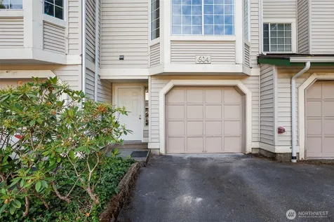 604 122nd Avenue NE Bellevue WA 98005
