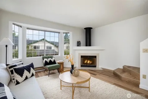604 122nd Avenue NE Bellevue WA 98005