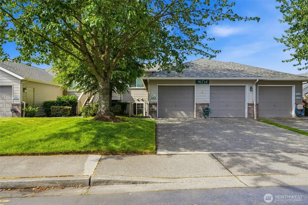 16714 Cobblestone Drive Lynnwood WA 98037