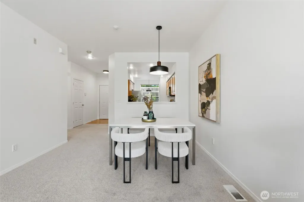 16714 Cobblestone Drive Lynnwood WA 98037