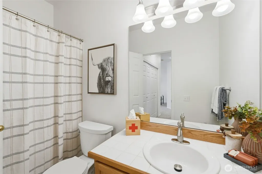 16714 Cobblestone Drive Lynnwood WA 98037