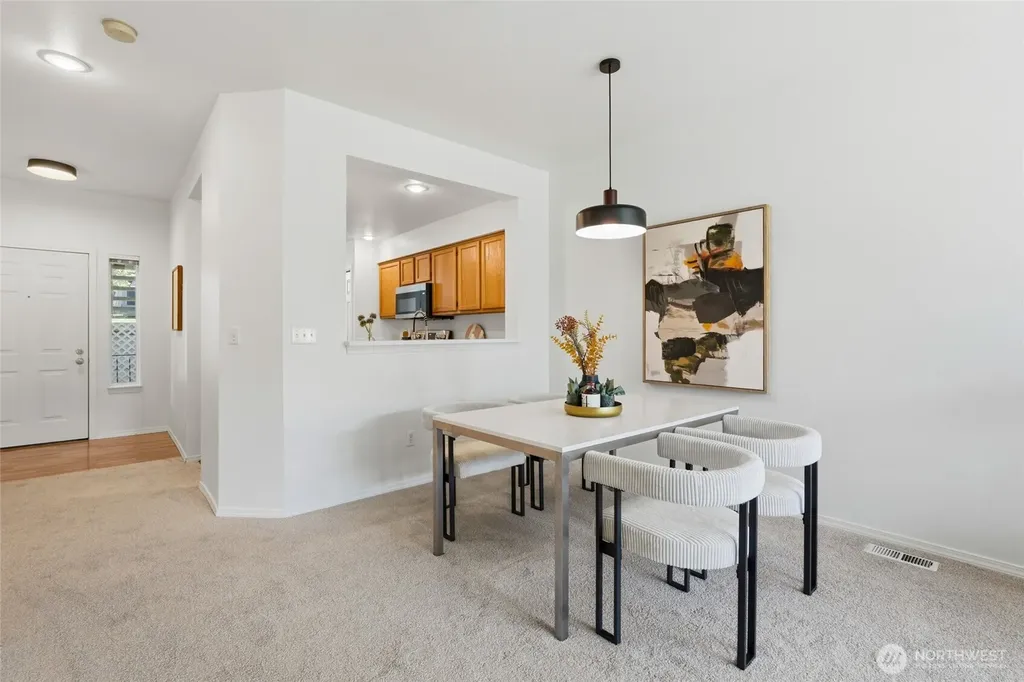 16714 Cobblestone Drive Lynnwood WA 98037