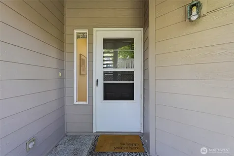 16714 Cobblestone Drive Lynnwood WA 98037