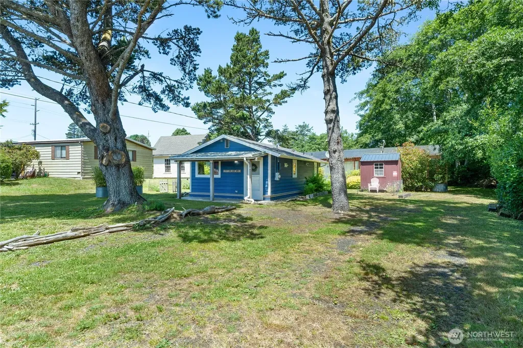 886 Cranberry Road Grayland WA 98547