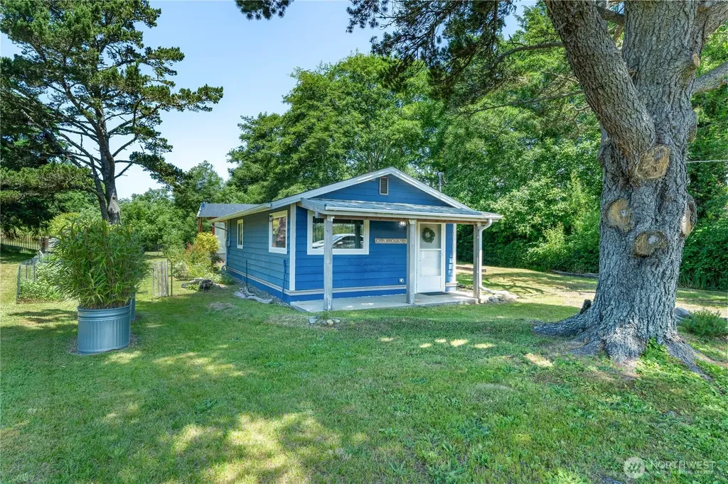 886 Cranberry Road Grayland WA 98547
