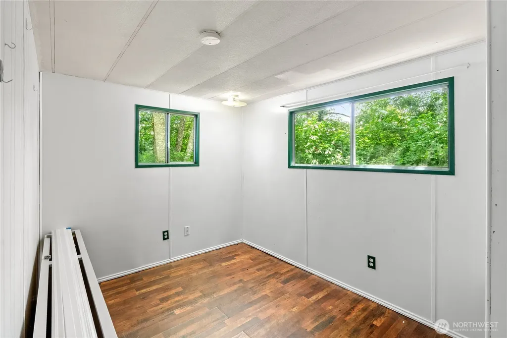 886 Cranberry Road Grayland WA 98547