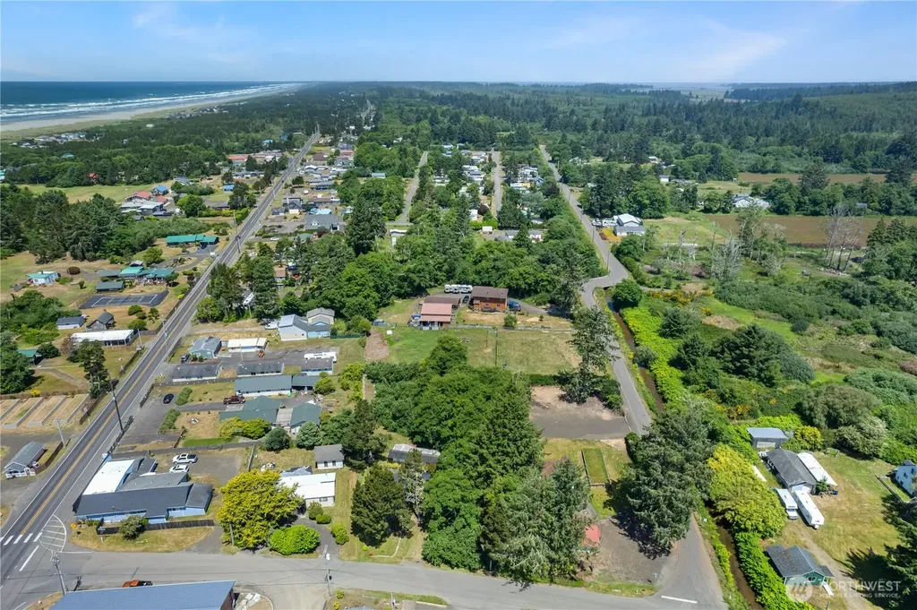 886 Cranberry Road Grayland WA 98547