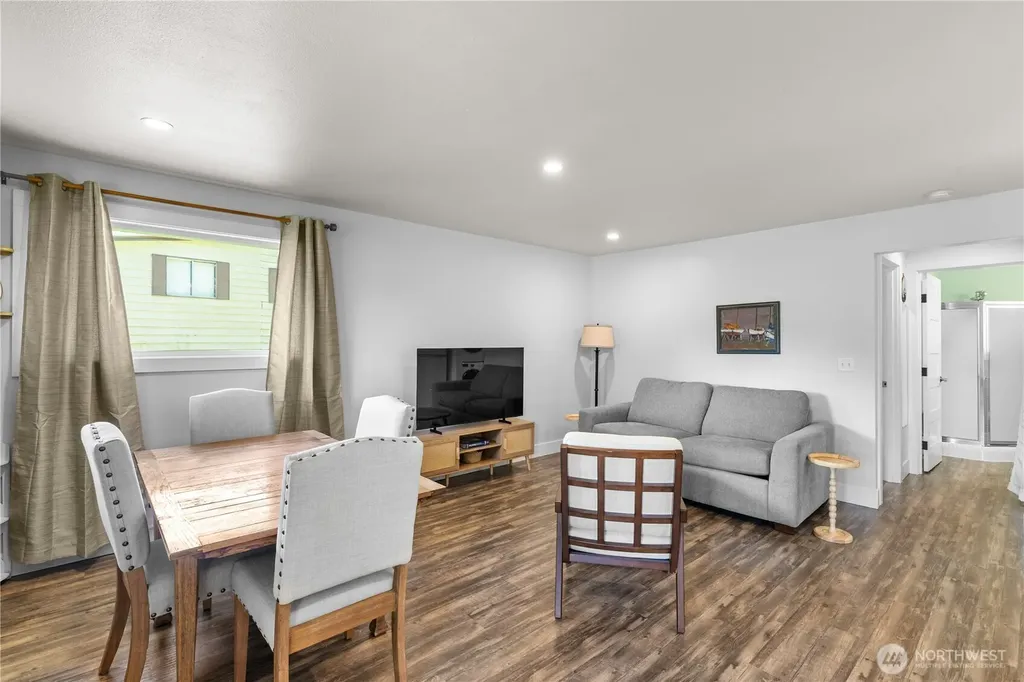 886 Cranberry Road Grayland WA 98547