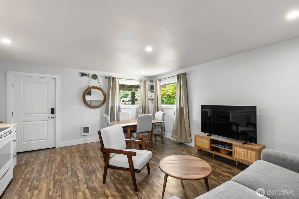 886 Cranberry Road Grayland WA 98547