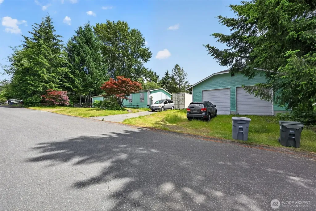 12112 125th Street Ct E Puyallup WA 98374