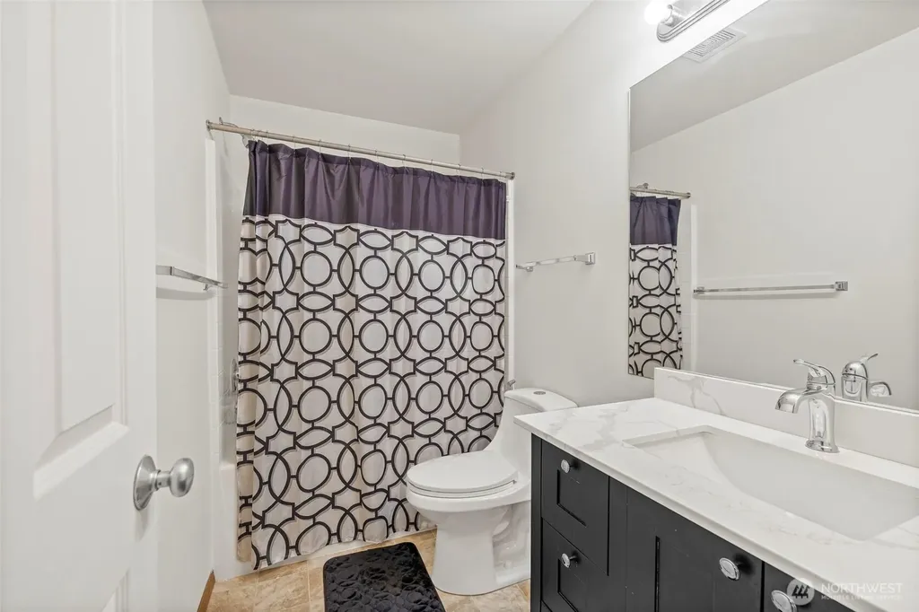 306 Poppy Road Bothell WA 98012