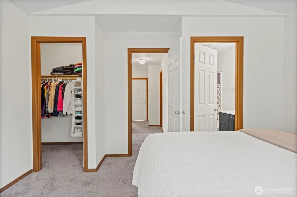 306 Poppy Road Bothell WA 98012