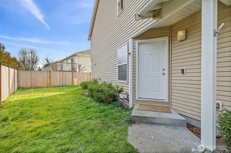 306 Poppy Road Bothell WA 98012