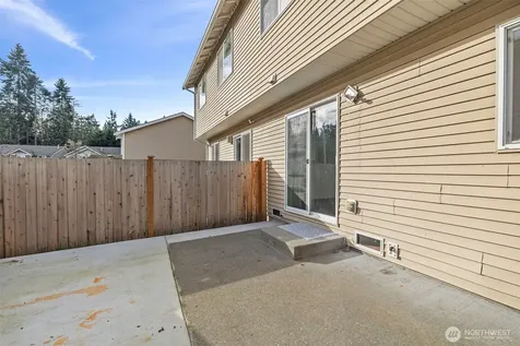 306 Poppy Road Bothell WA 98012