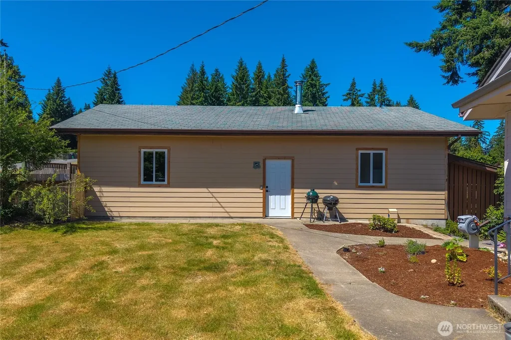 28719 76th Avenue E Graham WA 98338
