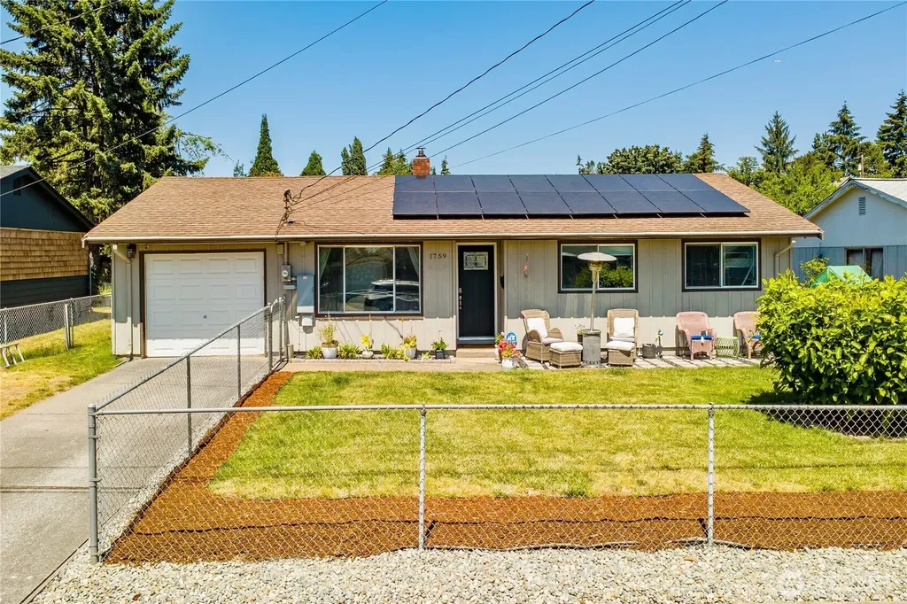 1759 S 43rd Street Tacoma WA 98418
