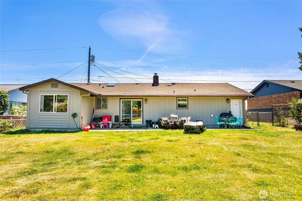 1759 S 43rd Street Tacoma WA 98418