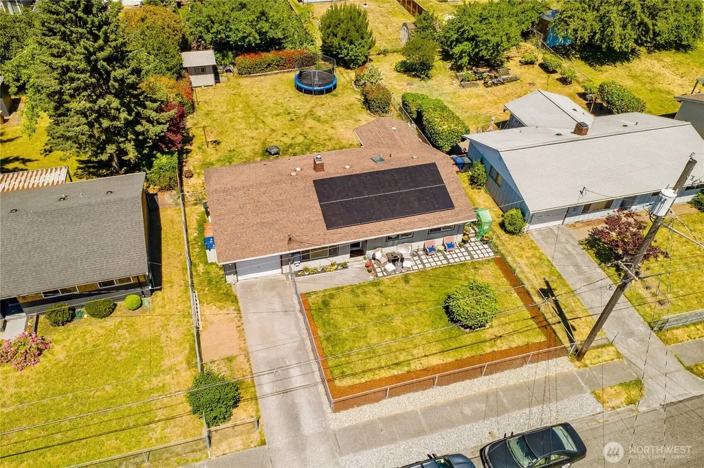 1759 S 43rd Street Tacoma WA 98418