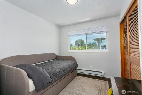1759 S 43rd Street Tacoma WA 98418