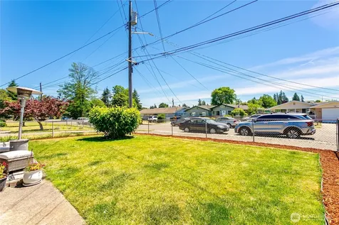 1759 S 43rd Street Tacoma WA 98418