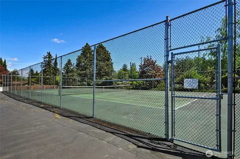 6343 Sand Point Way NE Seattle WA 98115