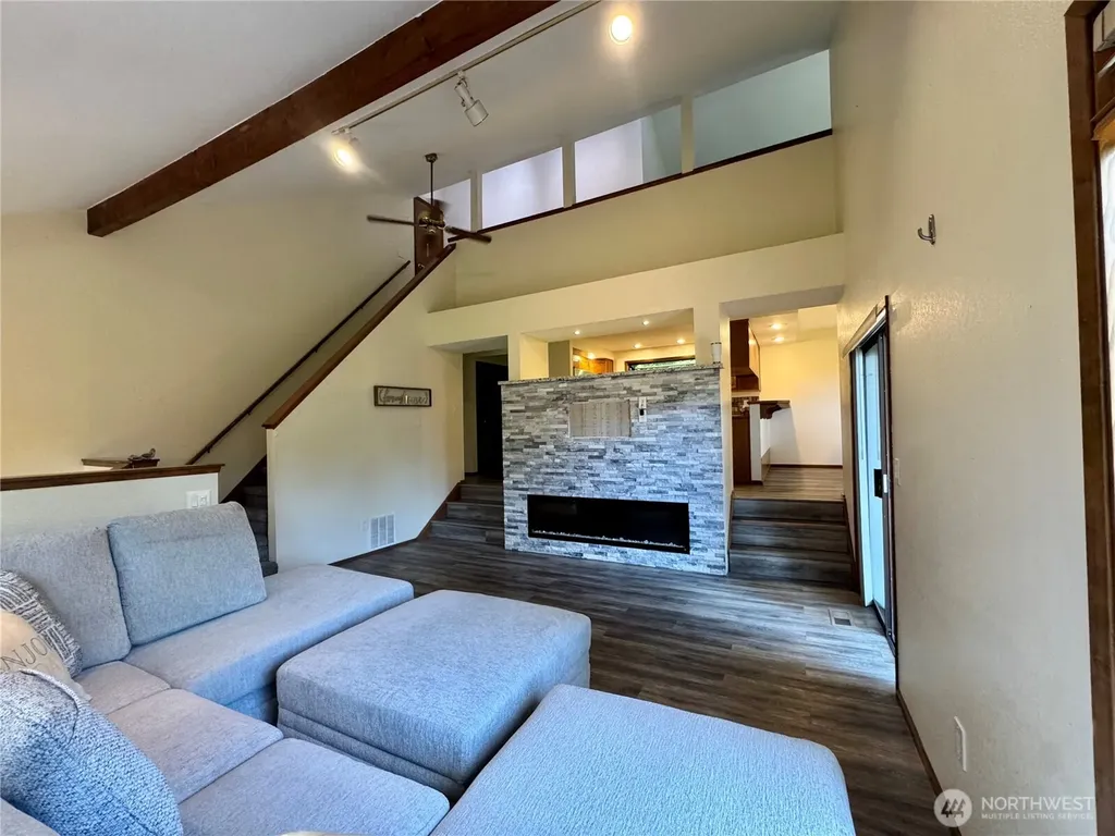 23909 123rd Street E Buckley WA 98321