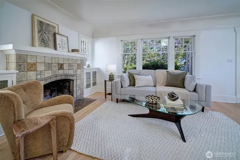 511 N 76th Street Seattle WA 98103