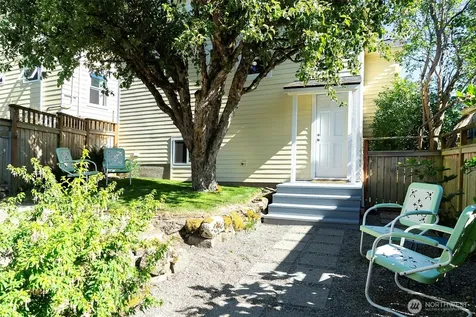 511 N 76th Street Seattle WA 98103