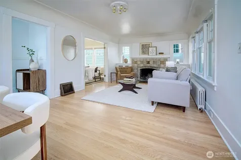 511 N 76th Street Seattle WA 98103