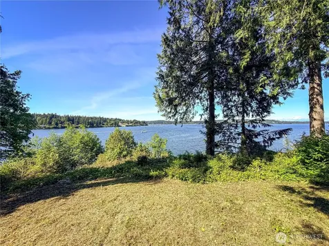 17180 Agate Street NE Bainbridge Island WA 98110