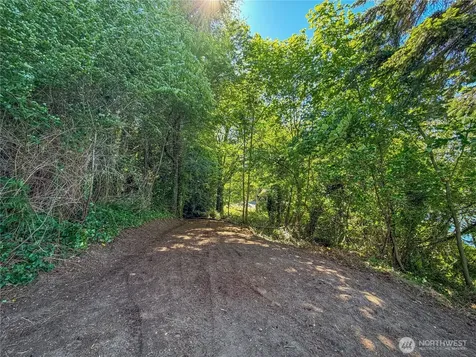 17180 Agate Street NE Bainbridge Island WA 98110