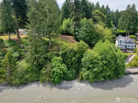 17180 Agate Street NE Bainbridge Island WA 98110
