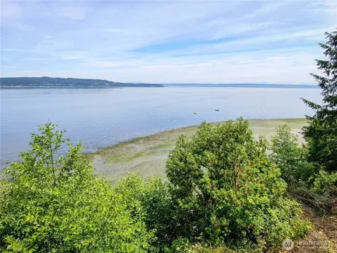 17180 Agate Street NE Bainbridge Island WA 98110