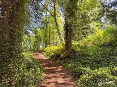 17180 Agate Street NE Bainbridge Island WA 98110