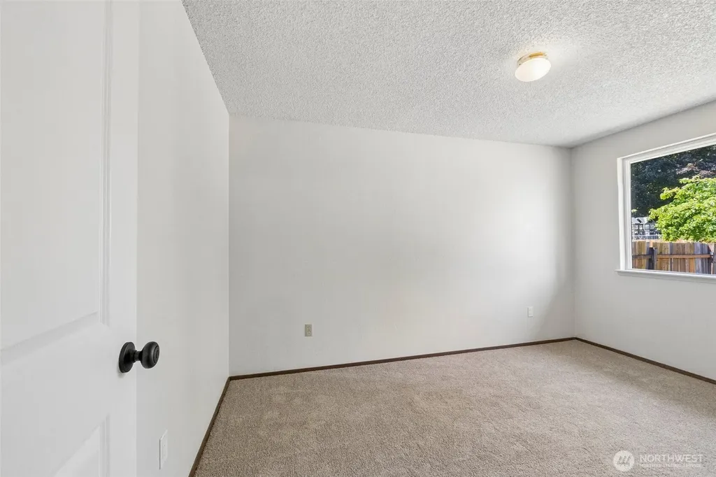 9024 E G Street Tacoma WA 98445