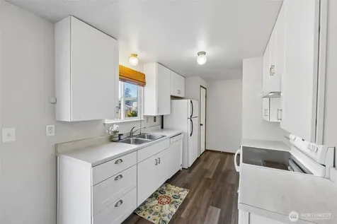 9024 E G Street Tacoma WA 98445