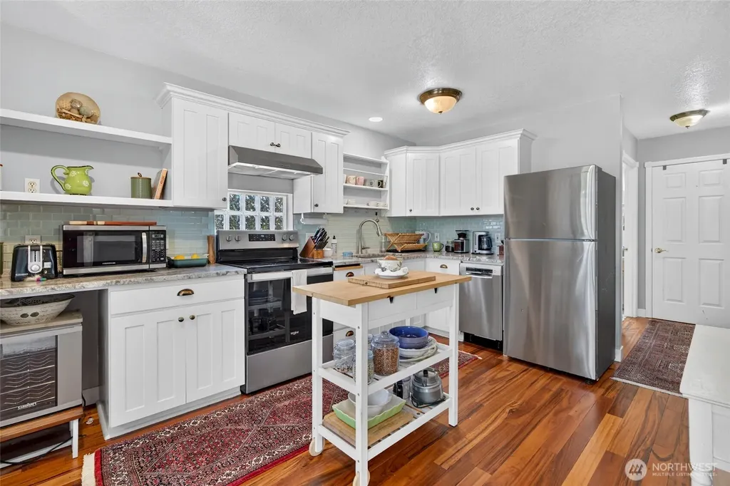20713 Pacific Way Ocean Park WA 98640