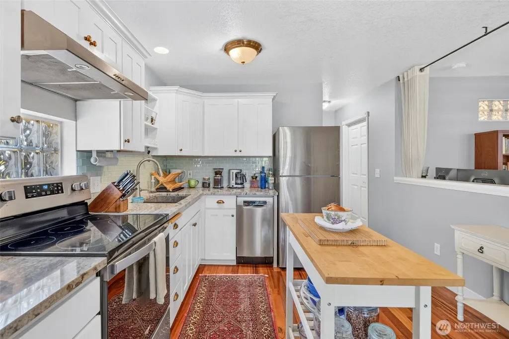20713 Pacific Way Ocean Park WA 98640